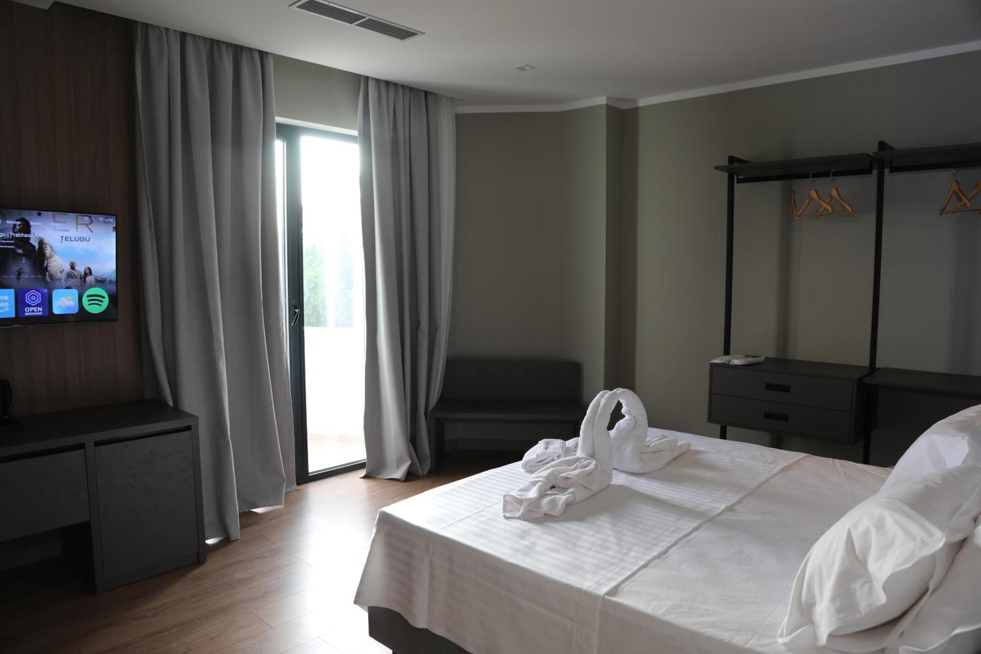 Kruja Luxury Suites Exterior photo